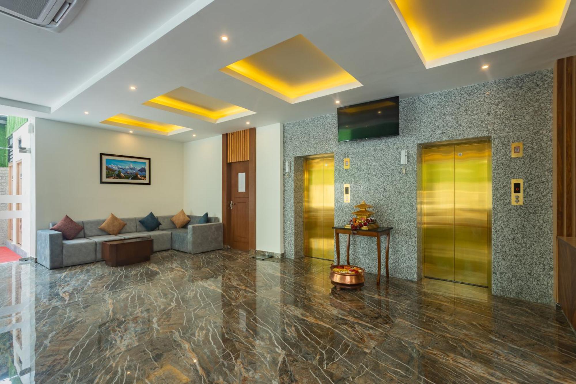 Hotel Crystal Pashupati 카트만두 외부 사진