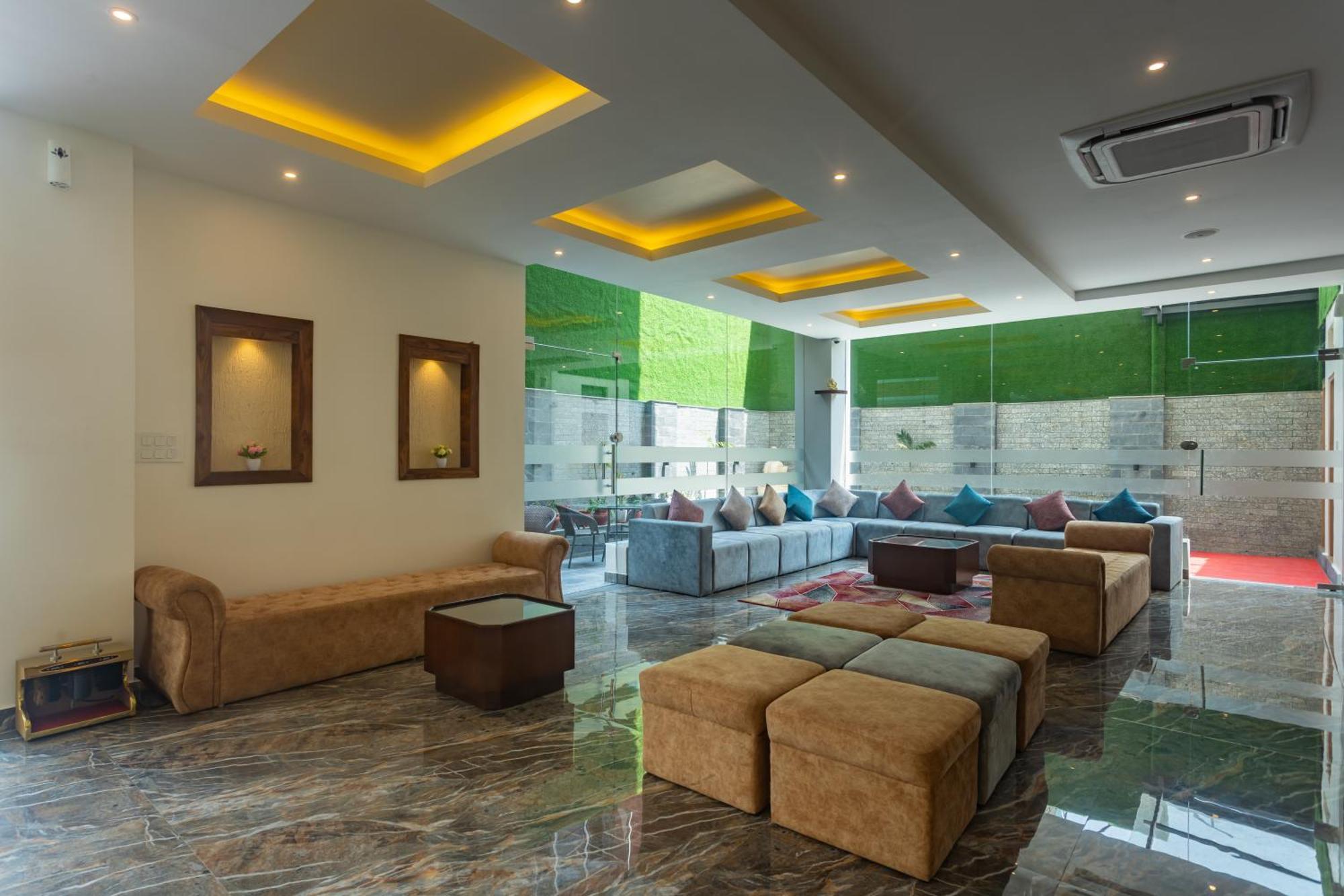 Hotel Crystal Pashupati 카트만두 외부 사진