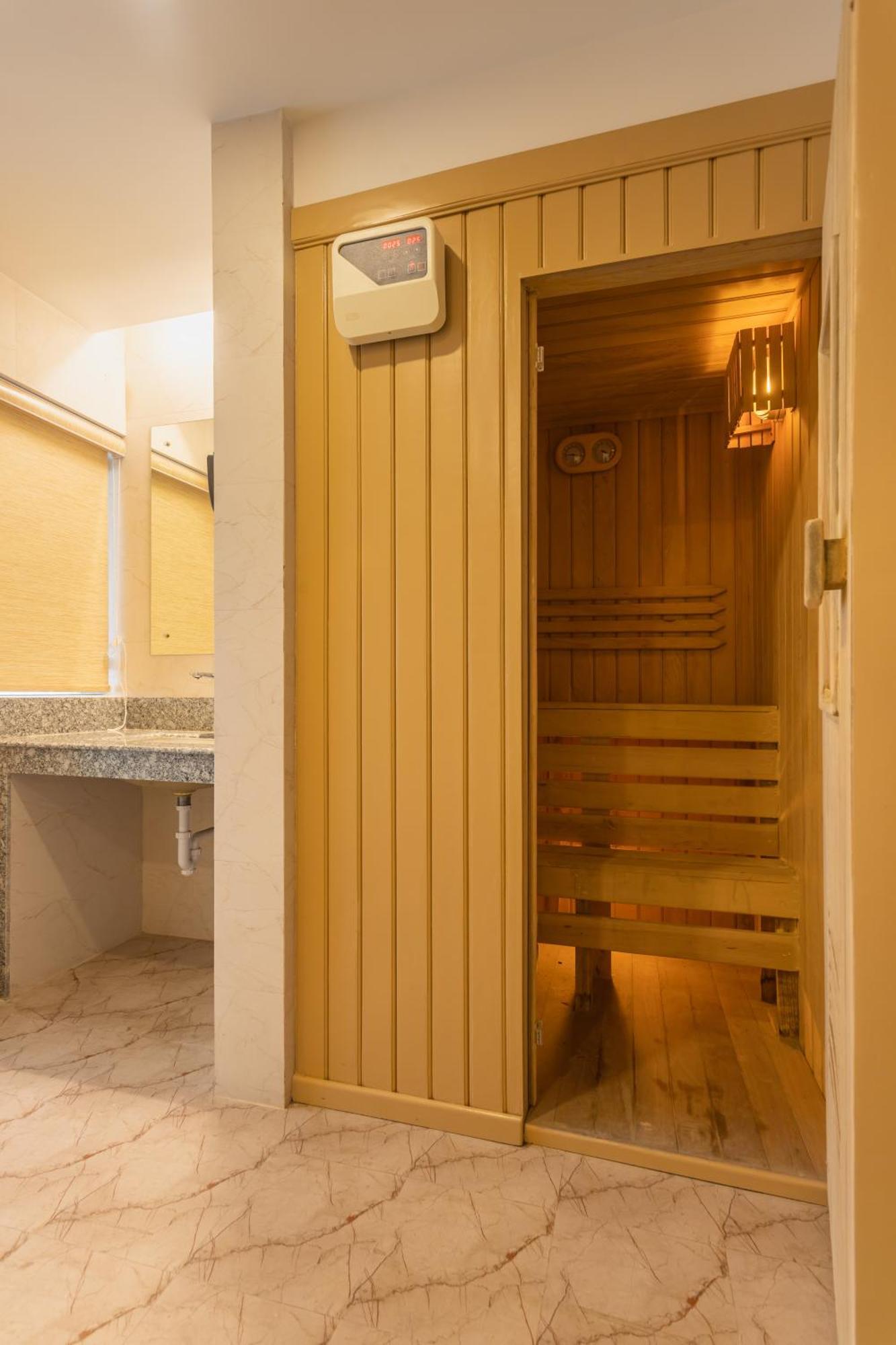 Hotel Crystal Pashupati 카트만두 외부 사진