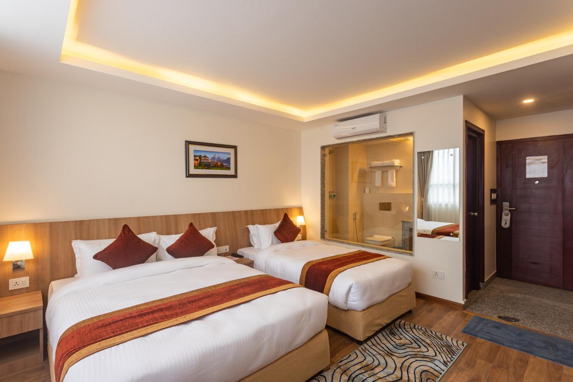 Hotel Crystal Pashupati 카트만두 외부 사진